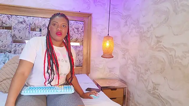 ZOLEY WATSON online show from 11/28/25, 03:07