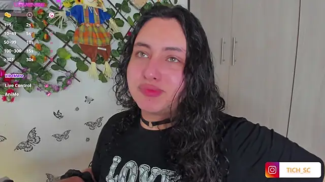 Snapshot of TICH____ chatting on 05/19/26, 04:14 TICH online show from 05/19/26, 04:14
