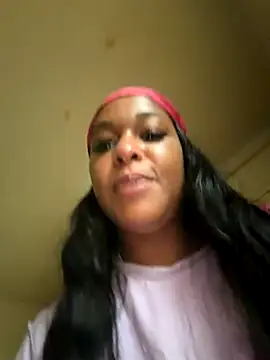 yummy0322 online show from 10/30/25, 12:47