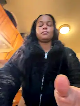 yummy0322 online show from 11/12/25, 12:20