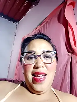 Snapshot of shaktisub_ chatting on 11/28/25, 02:34 shaktisub online show from 11/28/25, 02:34