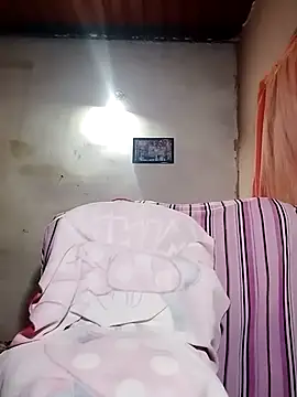 Snapshot of shaktisub_ chatting on 11/27/25, 01:28 shaktisub online show from 11/27/25, 01:28