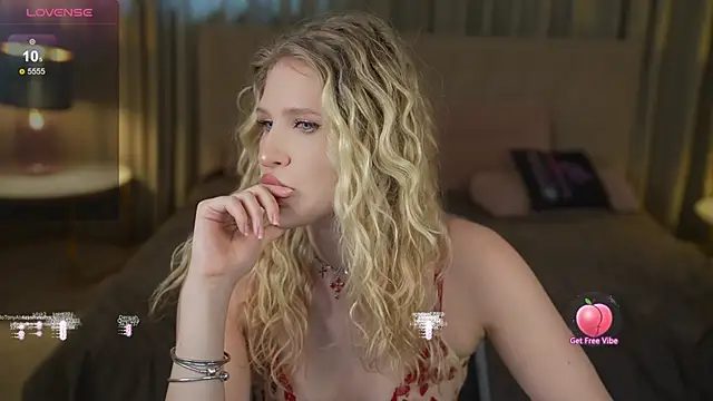 Scarlett Sweet054 online show from 04/08/26, 03:02