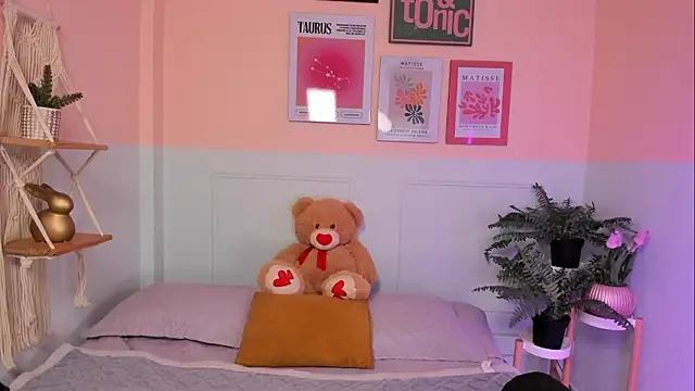 Camila Rivers online show from 03/19/26, 04:12