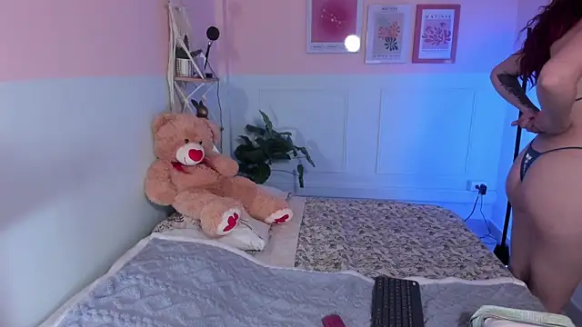 Camila Rivers online show from 10/30/25, 12:14