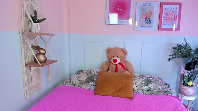 Camila Rivers online show from 04/08/26, 04:25