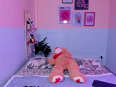 Camila Rivers online show from 11/05/25, 12:08