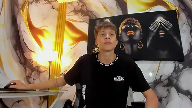 mono blonde online show from 10/07/25, 07:48