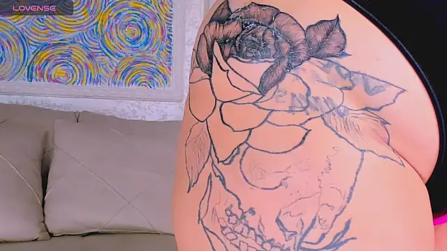 marrenaa online show from 09/28/25, 04:19