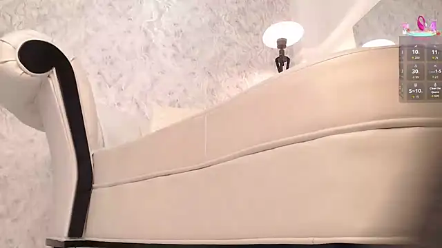 aura sanders1 online show from 12/18/25, 11:47