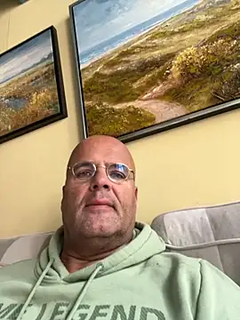 Renebisex online show from 10/14/25, 10:05