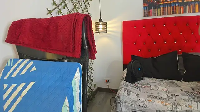 carolinacrus01 online show from 10/02/25, 05:05