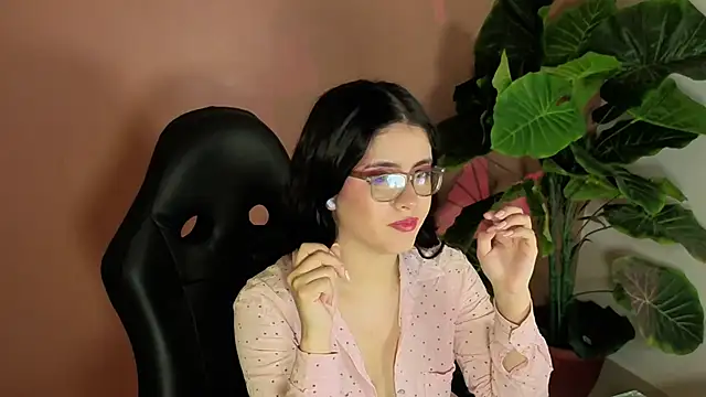 LiLLiAnderson online show from 09/09/25, 11:41