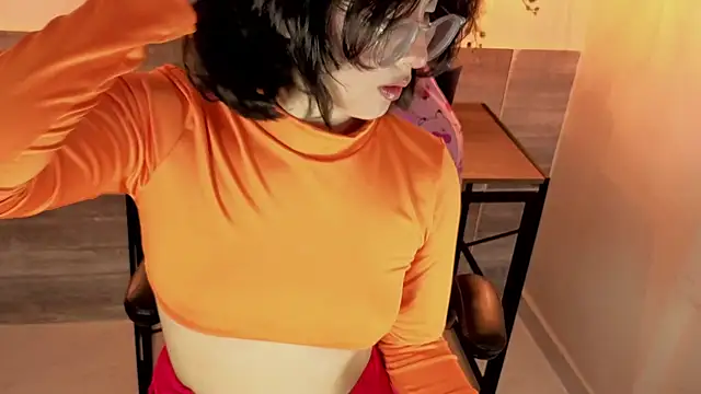 LiLLiAnderson online show from 10/11/25, 11:44