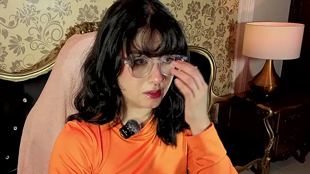 LiLLiAnderson online show from 04/14/26, 12:32