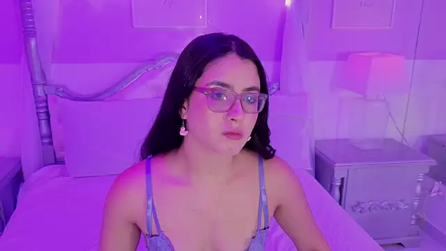 LiLLiAnderson online show from 09/20/25, 12:10