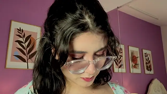 LiLLiAnderson online show from 11/07/25, 01:04