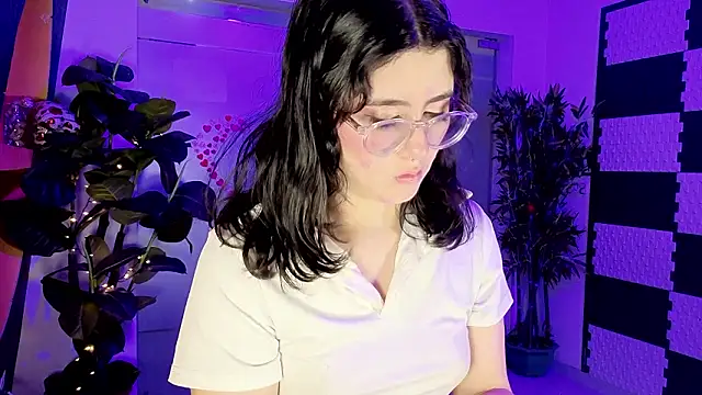 LiLLiAnderson online show from 03/25/26, 11:53