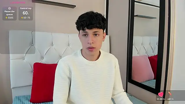 Snapshot of Axel__Evans chatting on 09/18/25, 12:52 Axel Evans online show from 09/18/25, 12:52