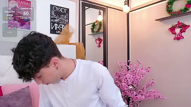 Axel  Evans online show from 12/22/25, 01:11