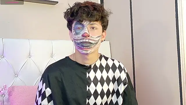 Snapshot of Axel__Evans chatting on 10/30/25, 01:09 Axel Evans online show from 10/30/25, 01:09