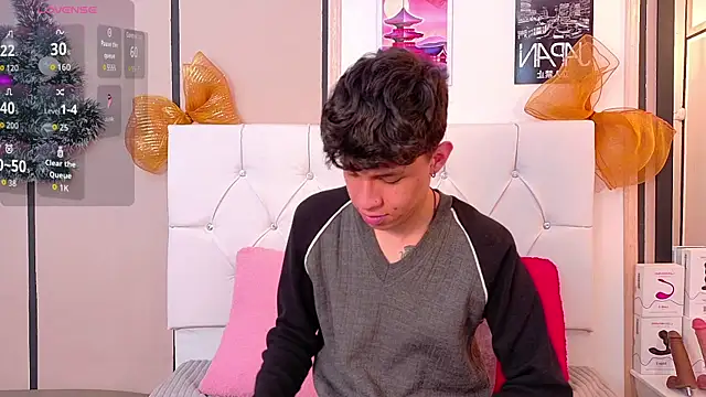 Snapshot of Axel__Evans chatting on 12/16/25, 01:59 Axel Evans online show from 12/16/25, 01:59