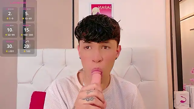 Axel  Evans online show from 04/15/26, 12:32