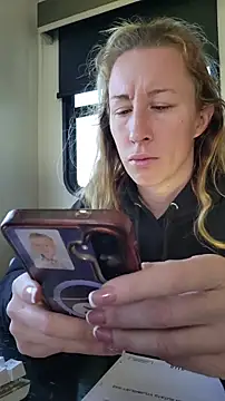 bmorganne420 online show from 01/15/26, 04:21