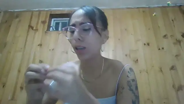 Roselingalvis13 online show from 10/27/25, 02:45