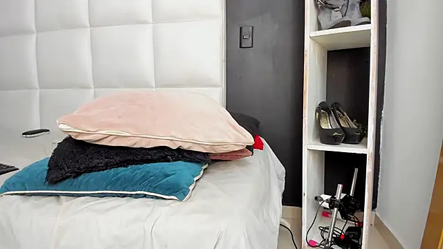 Gigi duran online show from 04/03/26, 04:35