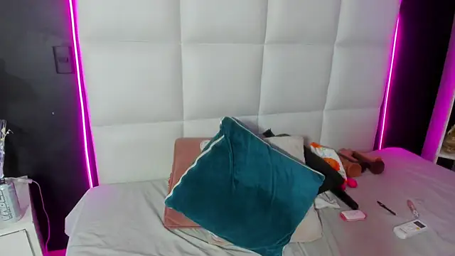 Snapshot of Gigi_duran chatting on 07/24/26, 05:58 Gigi duran online show from 07/24/26, 05:58