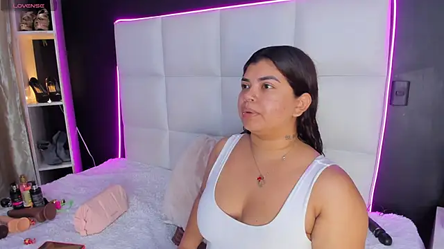 Gigi duran online show from 04/27/26, 12:47