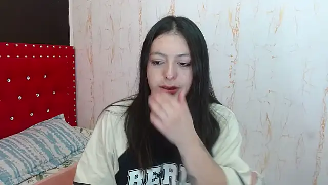 MiaKimky online show from 10/06/25, 04:30