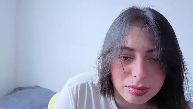 MiaKimky online show from 10/22/25, 04:50