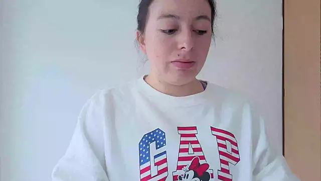 MiaKimky online show from 10/08/25, 04:29