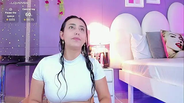 my aleja  online show from 11/05/25, 02:53