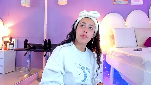 my aleja  online show from 01/16/26, 01:37