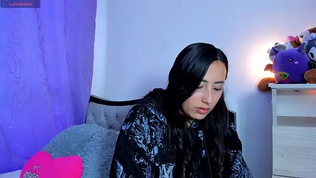 my aleja  online show from 04/15/26, 12:53