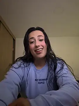 Snapshot of my_aleja_ chatting on 10/10/25, 11:49 my aleja online show from 10/10/25, 11:49