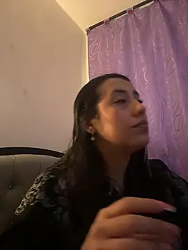 my aleja  online show from 04/11/26, 03:25