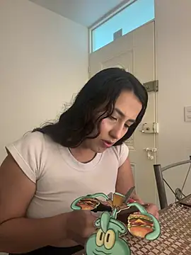 my aleja  online show from 04/12/26, 01:42