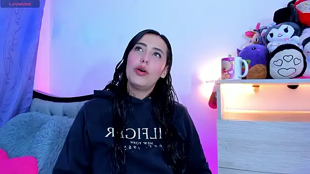 my aleja  online show from 03/27/26, 02:09