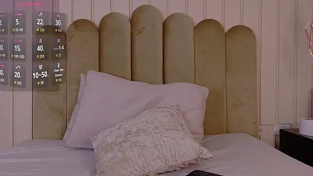 juliie star online show from 04/03/26, 01:23