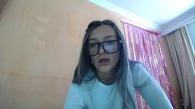 miss lilieth online show from 01/05/26, 05:27