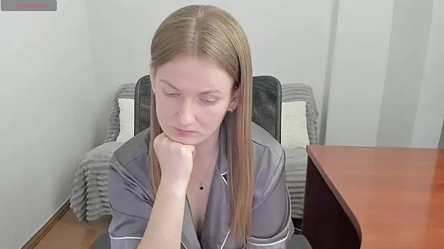 Alisha Skyes online show from 04/08/26, 03:52