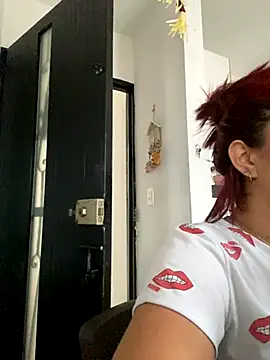 Snapshot of Sofy-Acevedo chatting on 11/05/25, 12:52 Sofy-Acevedo online show from 11/05/25, 12:52