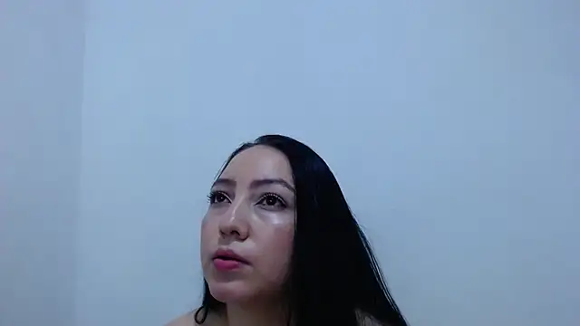 Snapshot of carolina_zabala_19 chatting on 06/26/26, 04:46 carolina zabala 19 online show from 06/26/26, 04:46