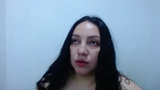 Snapshot of carolina_zabala_19 chatting on 06/14/26, 12:40 carolina zabala 19 online show from 06/14/26, 12:40