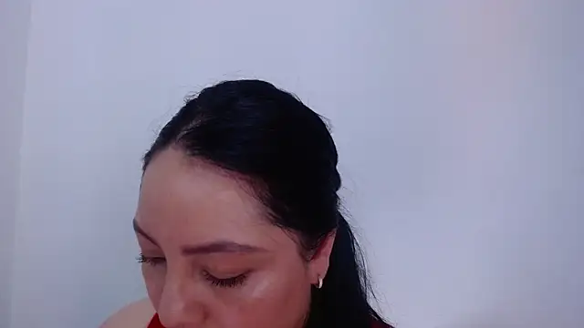 Snapshot of carolina_zabala_19 chatting on 06/15/26, 07:46 carolina zabala 19 online show from 06/15/26, 07:46