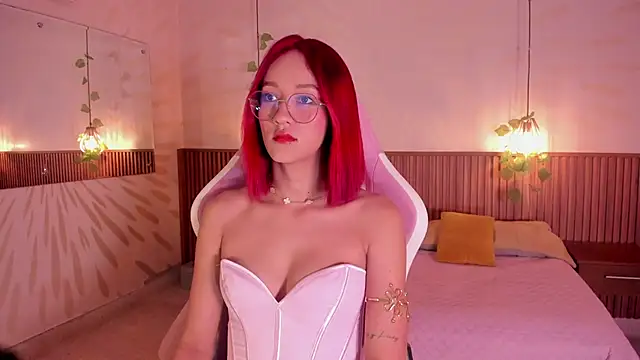 daphne courtis online show from 02/11/26, 03:06